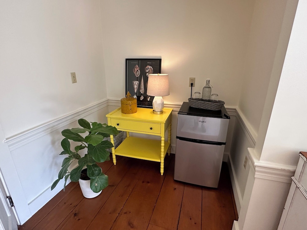 Deluxe Room, 1 King Bed