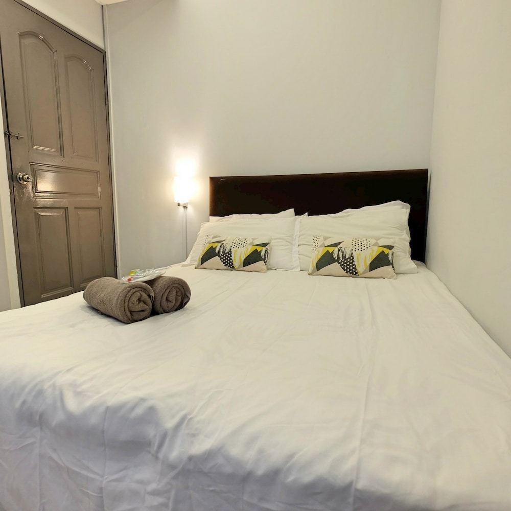 Standard Double Room, No Windows