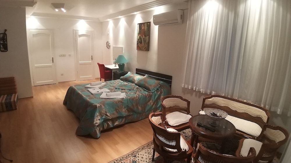 Elite Triple Room photo 1