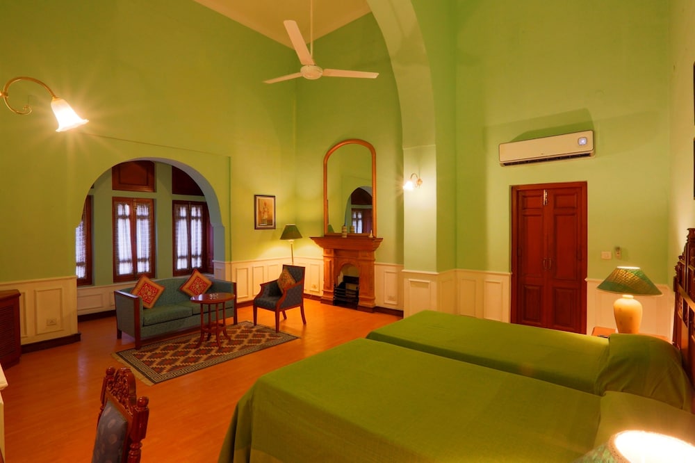 Deluxe Room - Photo 10