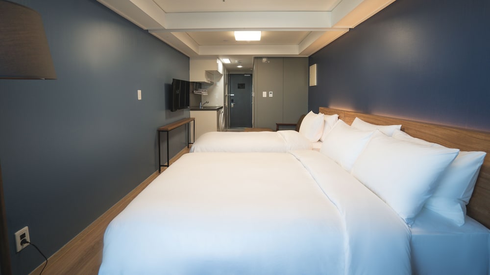 Deluxe Twin Room, Lake View - Photo 10
