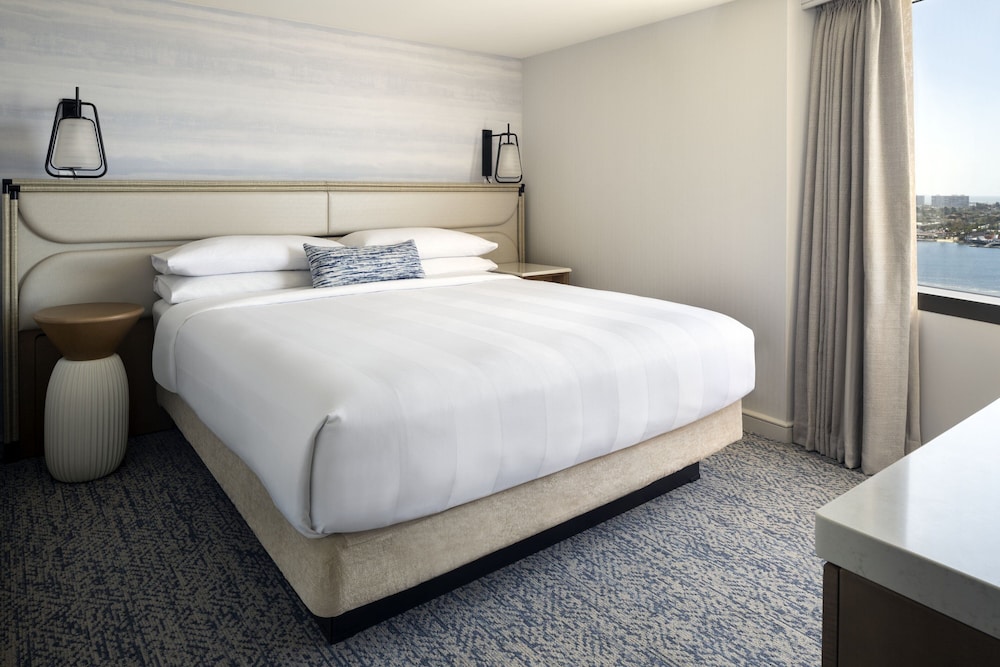 Deluxe Suite, 1 Bedroom - Photo 3