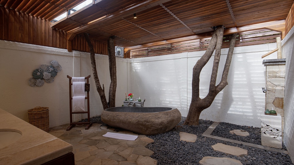 Ecotourism Sanctuary Residence