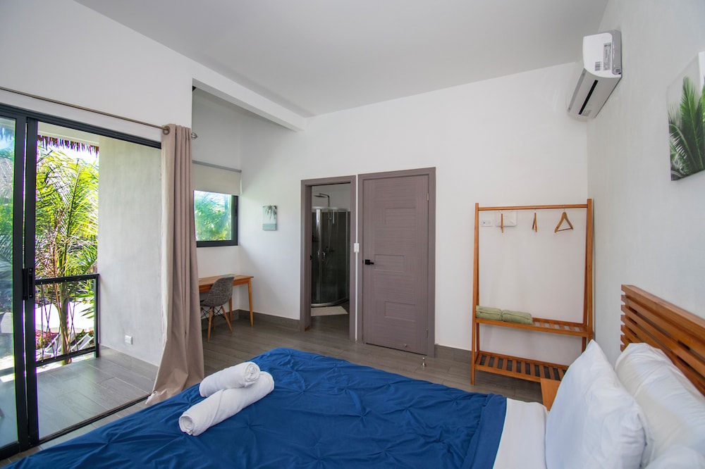 Basic Double Room photo 2