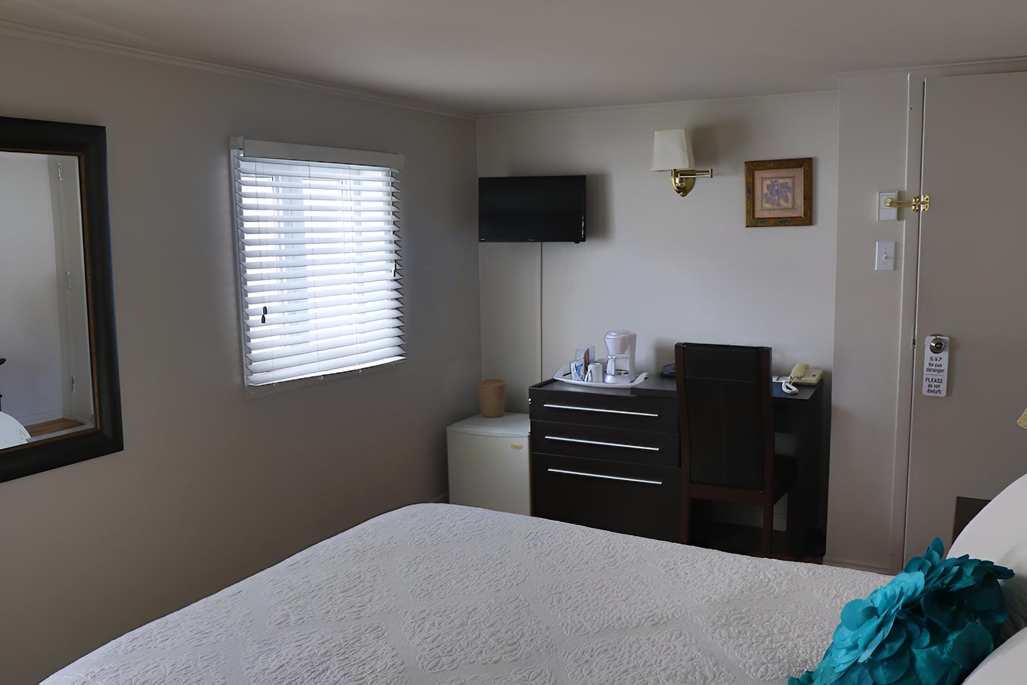 Standard Room, 1 Double Bed photo 3