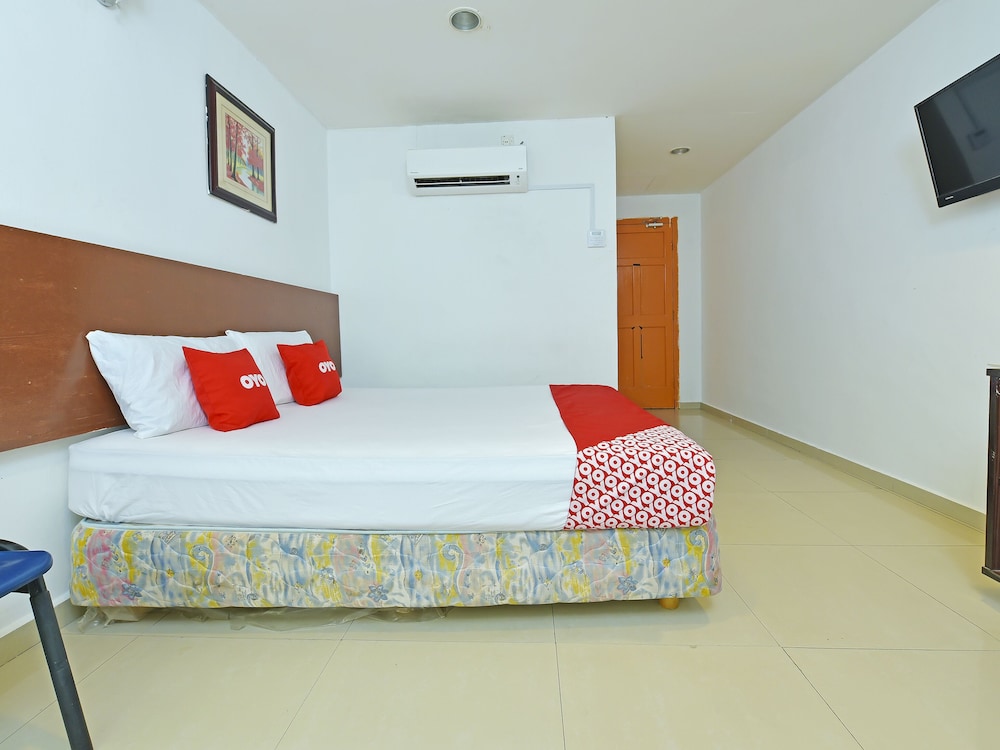 Deluxe Double Room, 1 Queen Bed photo 2
