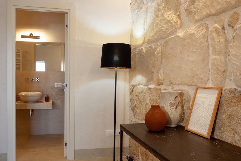 Suite - Photo 4