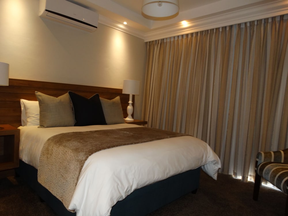 Executive Room photo 3