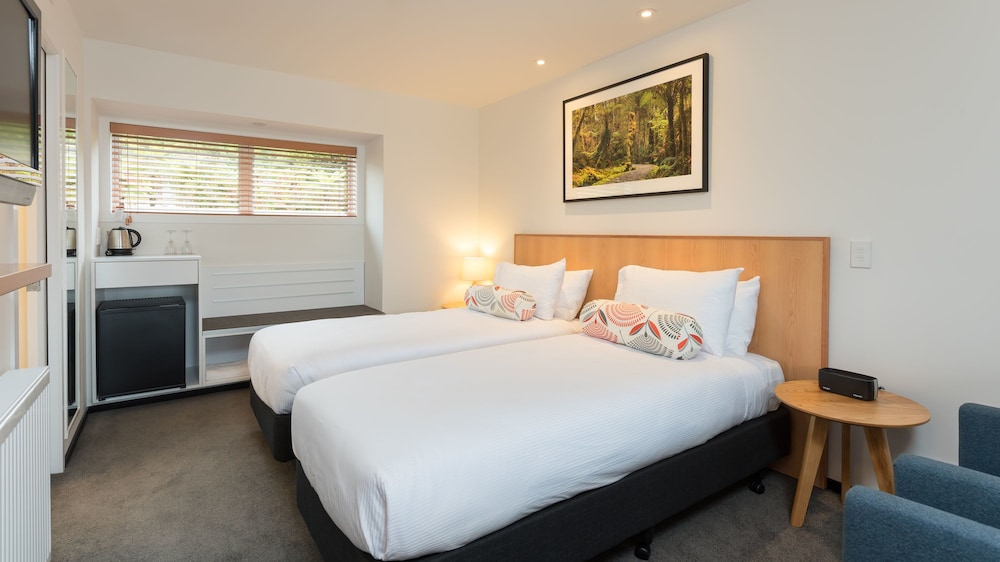 Standard Twin Room, 2 Twin Beds - Photo 2