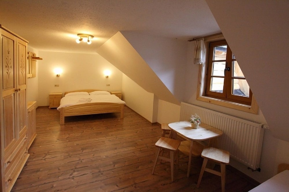 Apartment photo 1