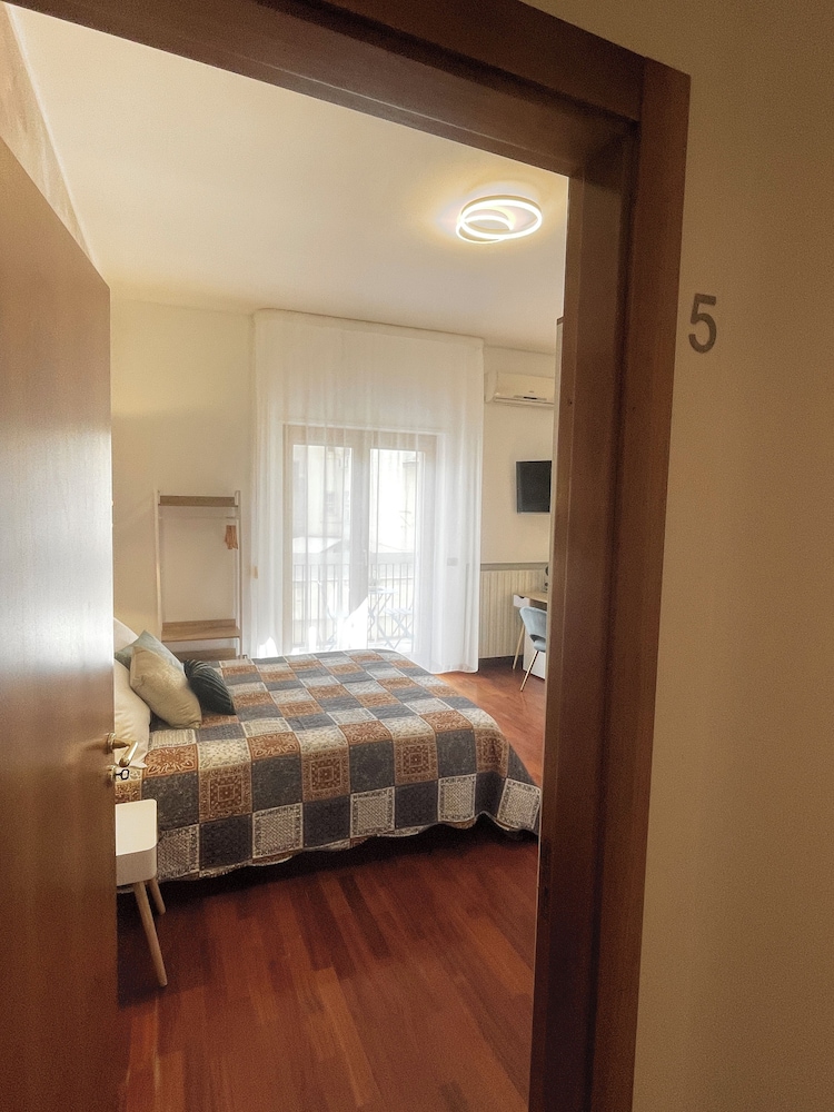 Comfort Quadruple Room - Photo 2
