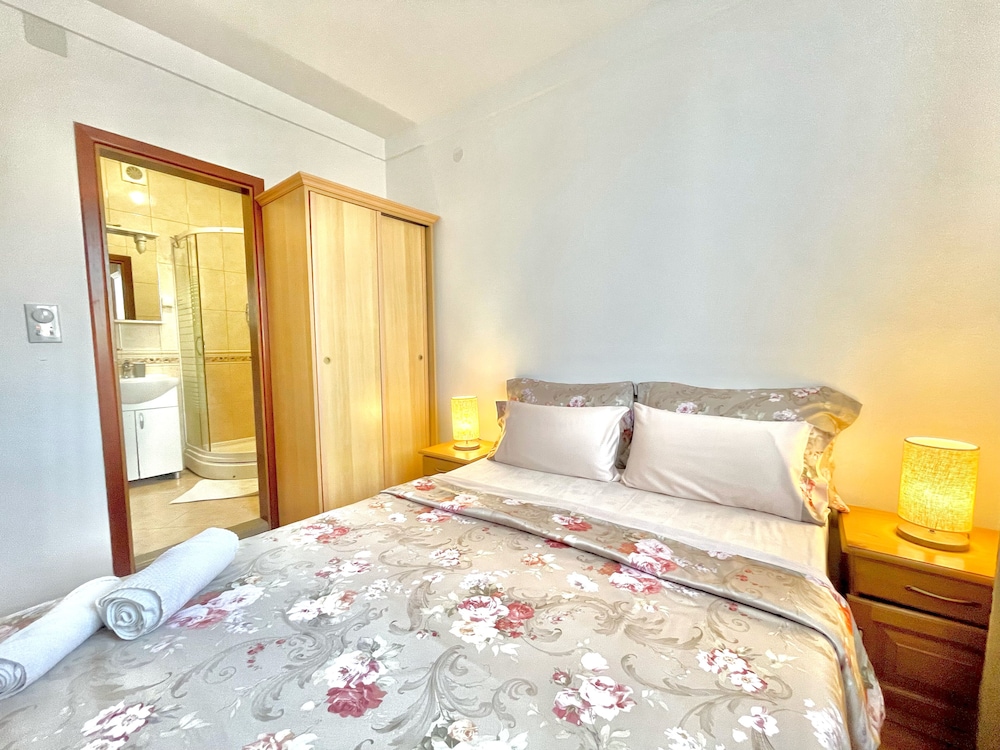 Comfort Apartment - Photo 3