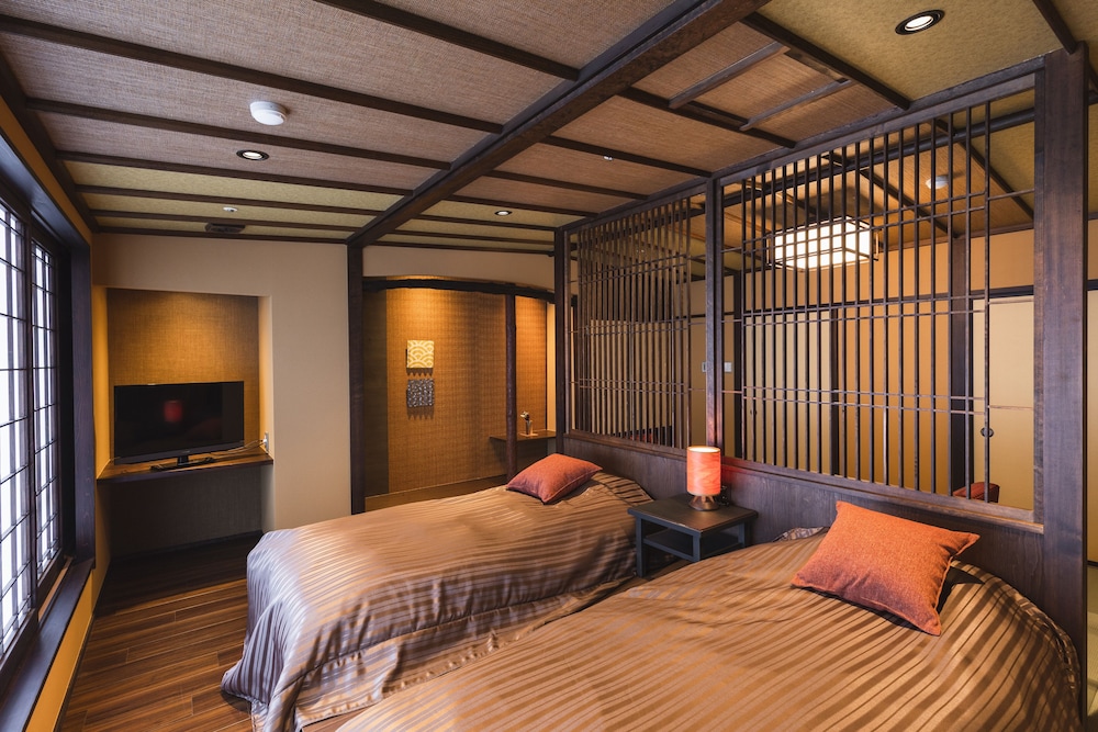 Standard Twin Room photo 3