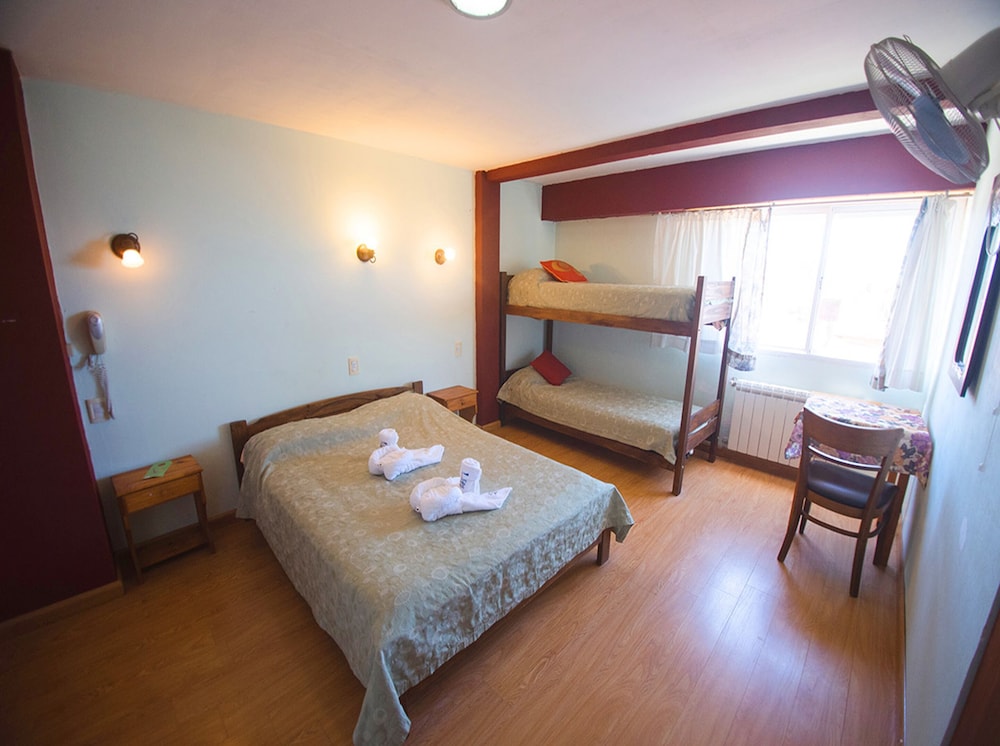 Standard Quadruple Room (Cuadruple)