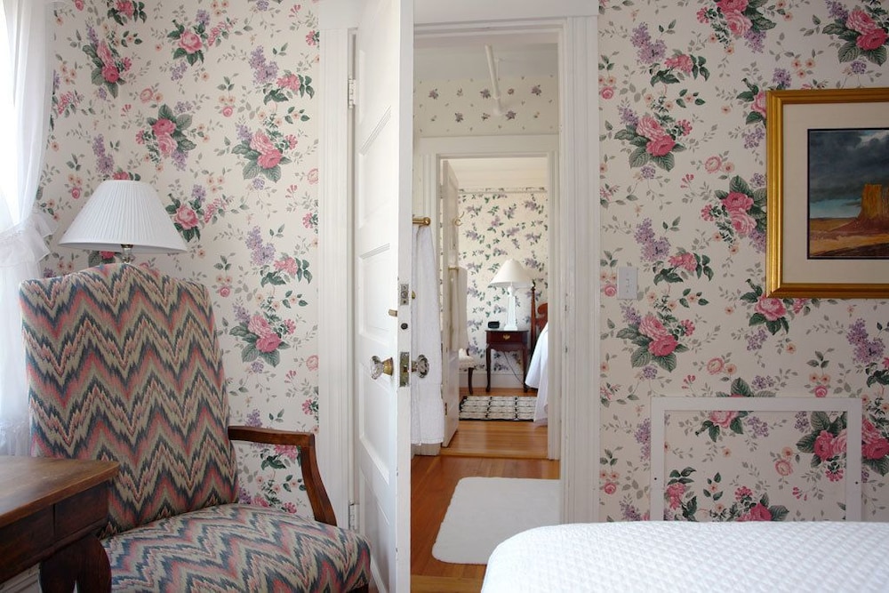 Grand Twin Room (Ocean, Two Queen) photo 3