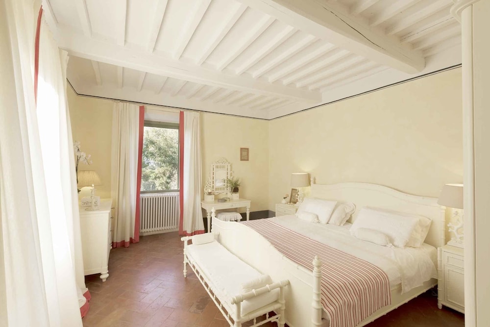 Classic Double Room, Bay View (Private External Bathroom) photo 1