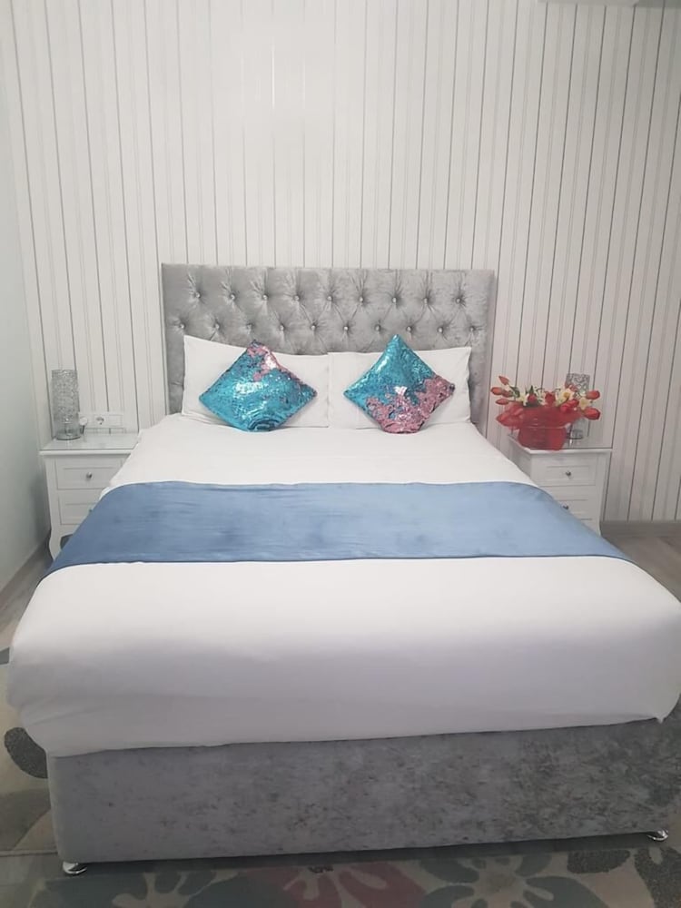 Gallery Apartment