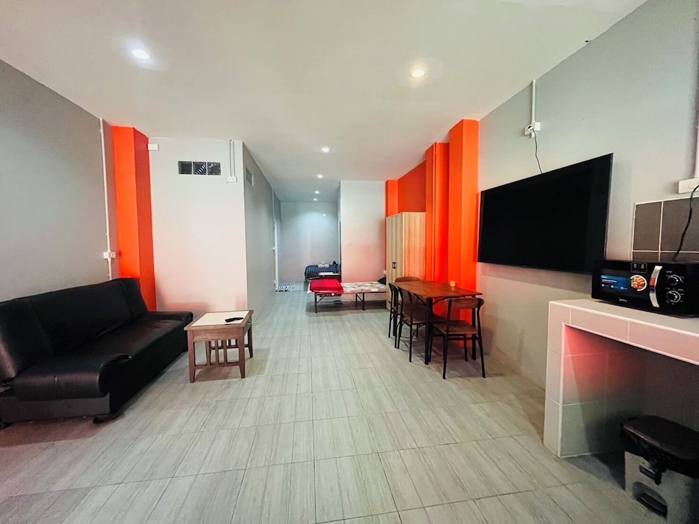 Family Apartment, 1 King Bed