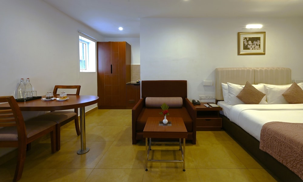 Valley View Premier Room and Sit out - Photo 3