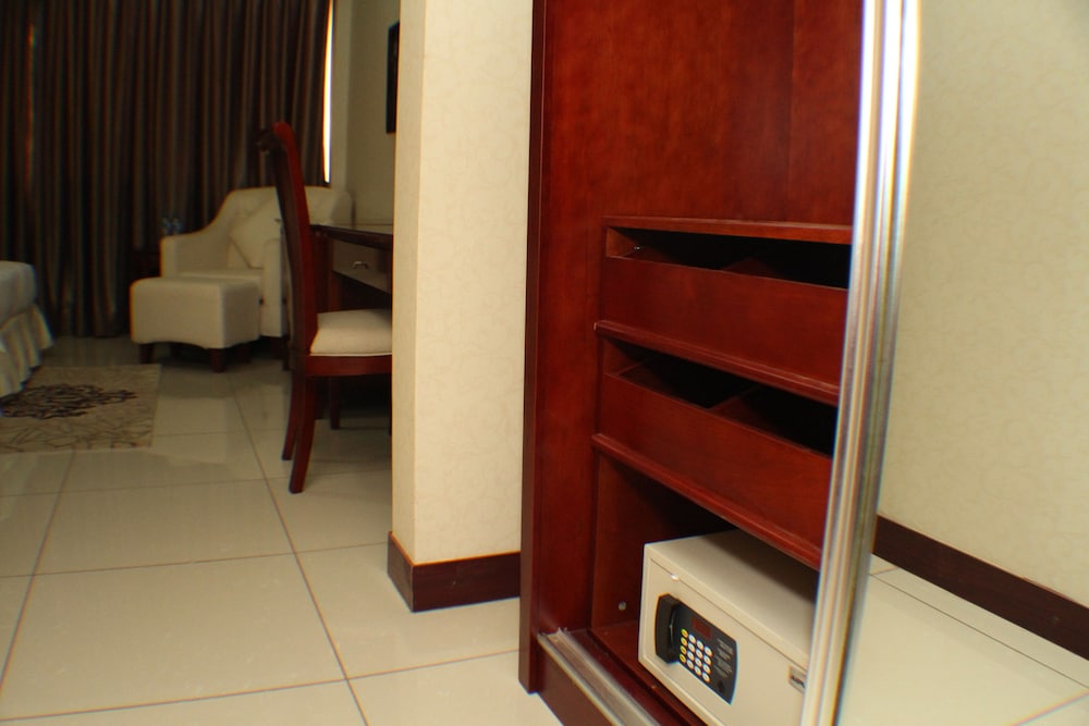 Standard Room photo 2