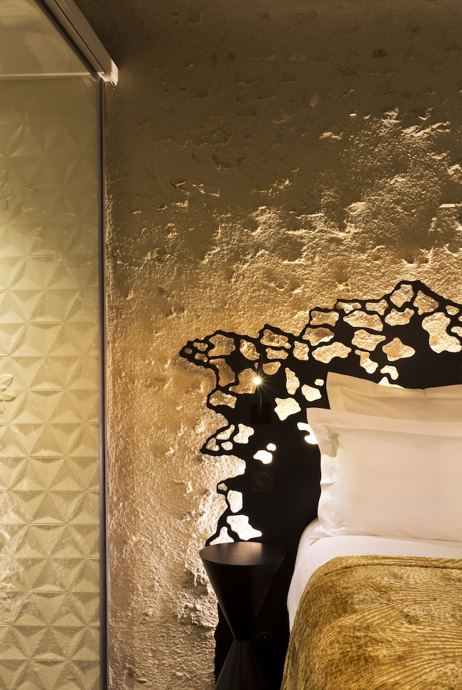Chambre Double ou avec lits jumeaux (Signature) Chambre Double ou avec lits jumeaux (Signature)