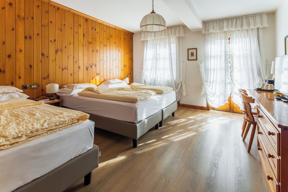 Comfort Triple Room photo 3