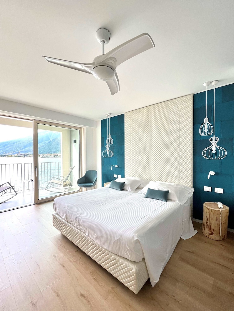 Executive Double Room, Lake View photo 3