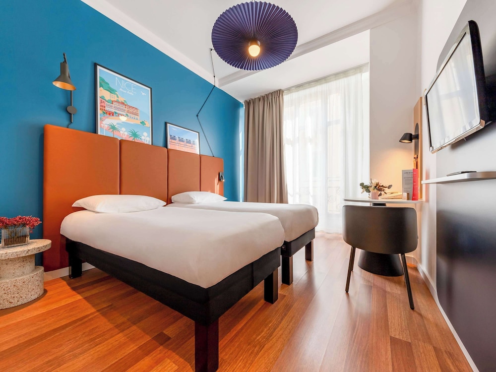 Standard Room, 2 Twin Beds - Photo 1