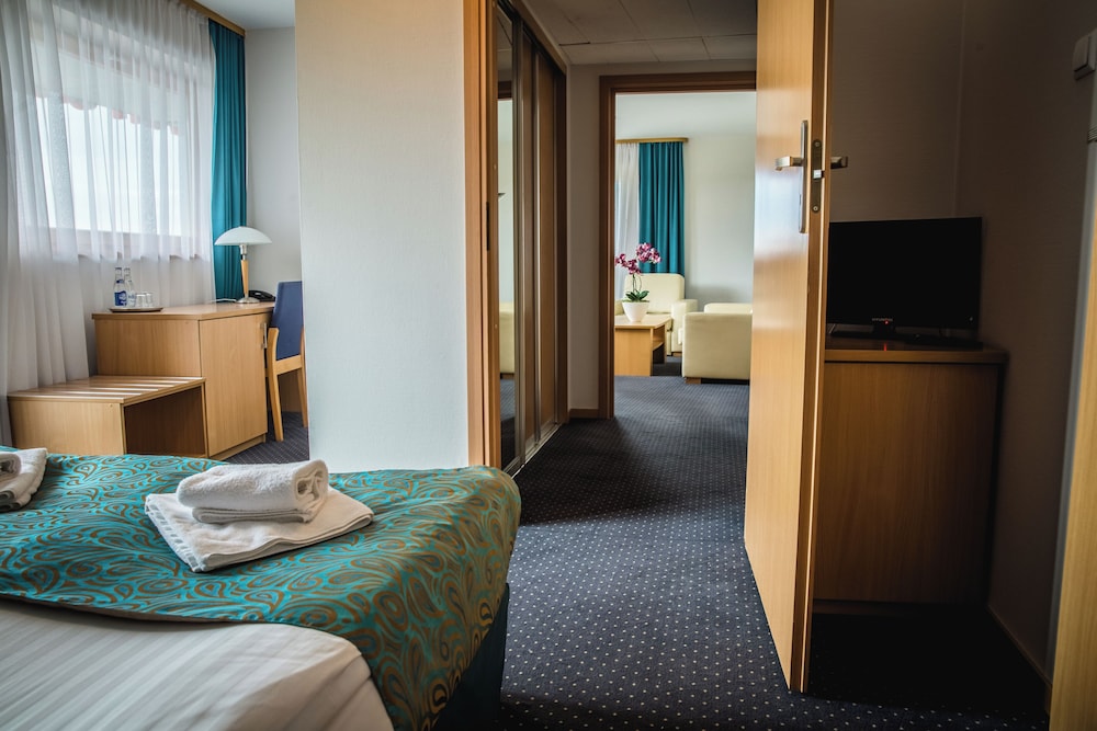 Exclusive Suite, River View photo 2