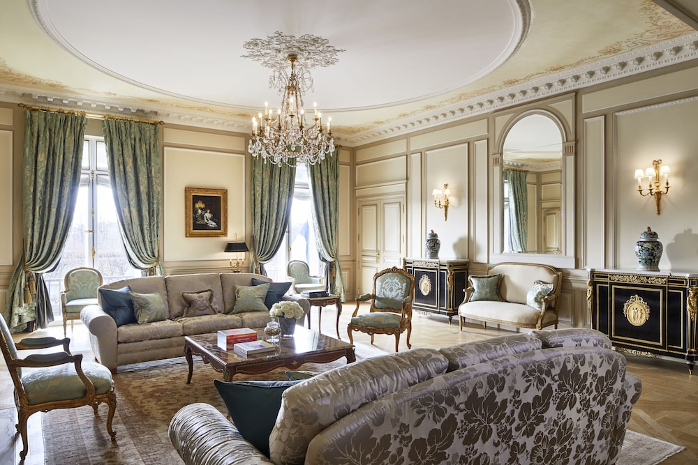 Presidential Apartment, Park View