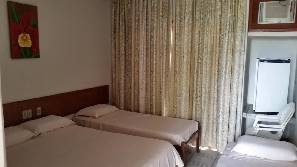 Standard Room, Multiple Beds photo 1