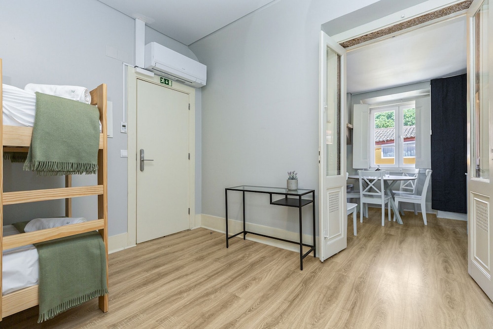 Family Apartment photo 2