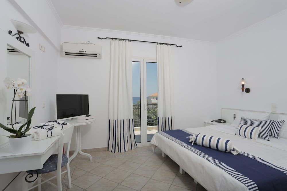Standard Double Room, Balcony, Sea View