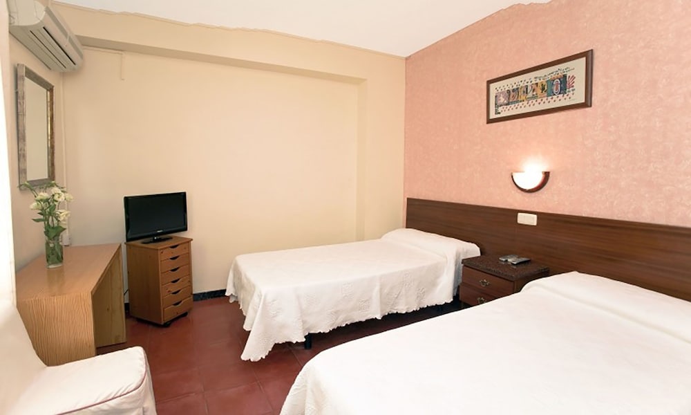 Triple Room photo 2