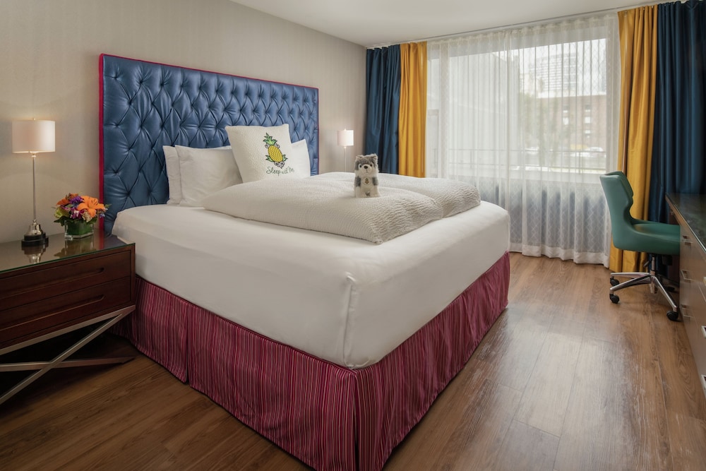 Available room