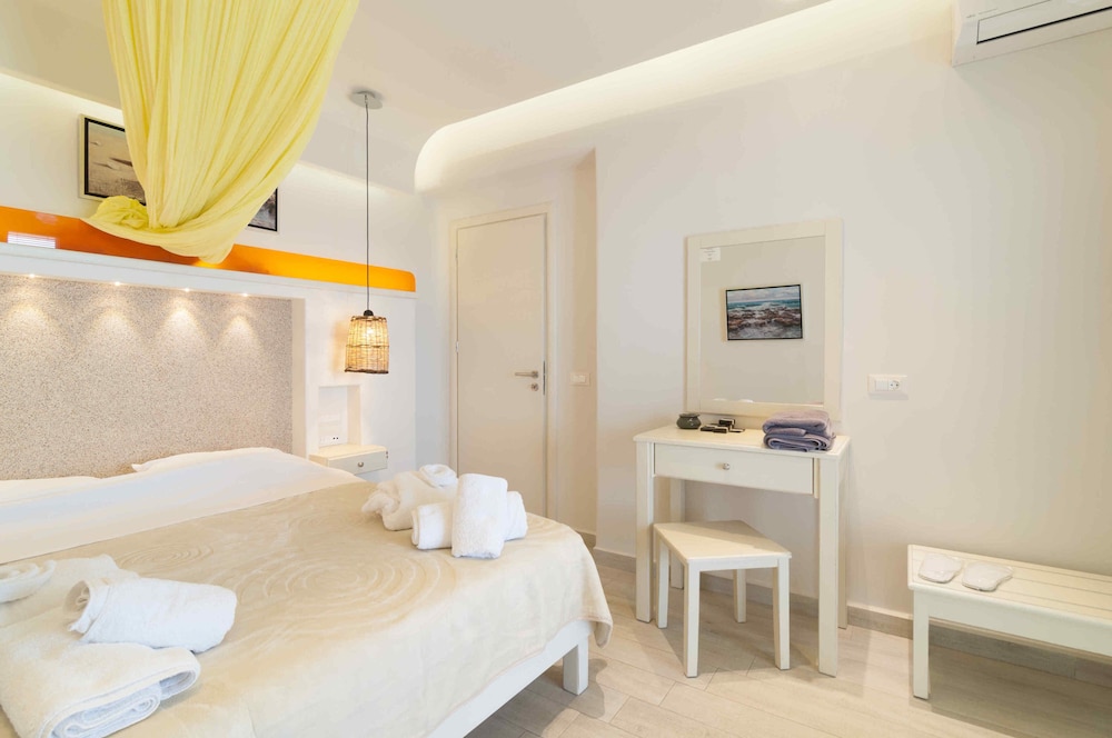 Deluxe Suite, 2 Bedrooms, Sea View