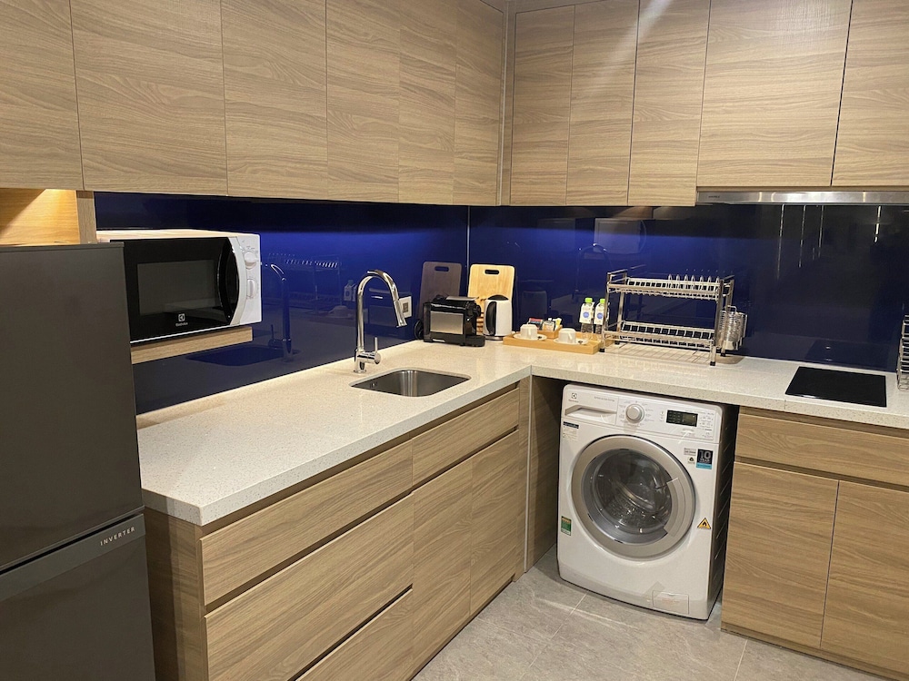 Executive Apartment, 1 King Bed with Sofa bed, City View (Lounge Access)