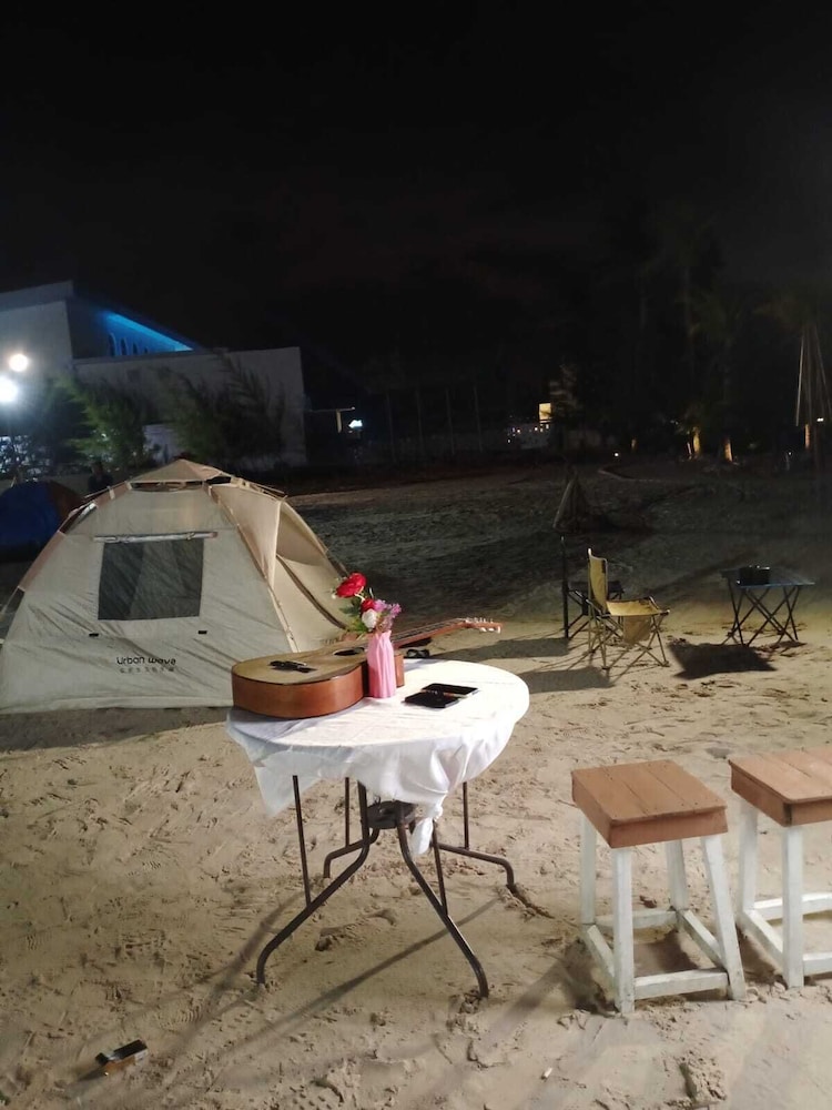 Honeymoon Tent photo 1
