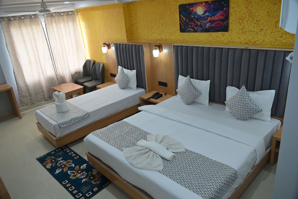 Deluxe Triple Room - Photo 5