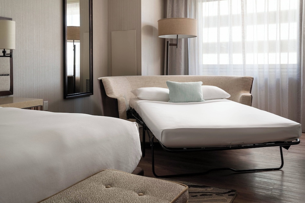 Room, 2 Queen Beds - Photo 2