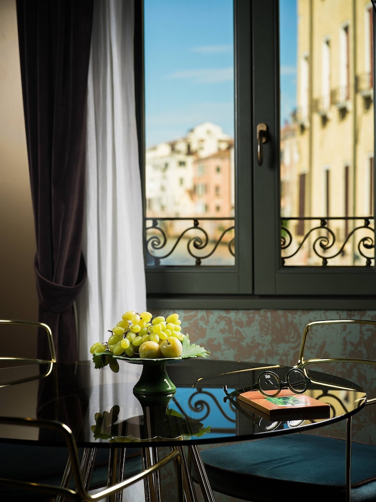 Suite, Canal View photo 3