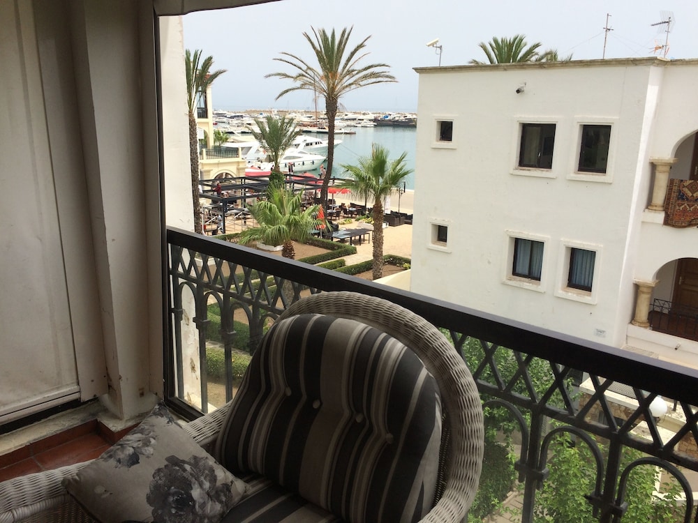 Apartment, 2 Bedrooms, Garden View photo 2