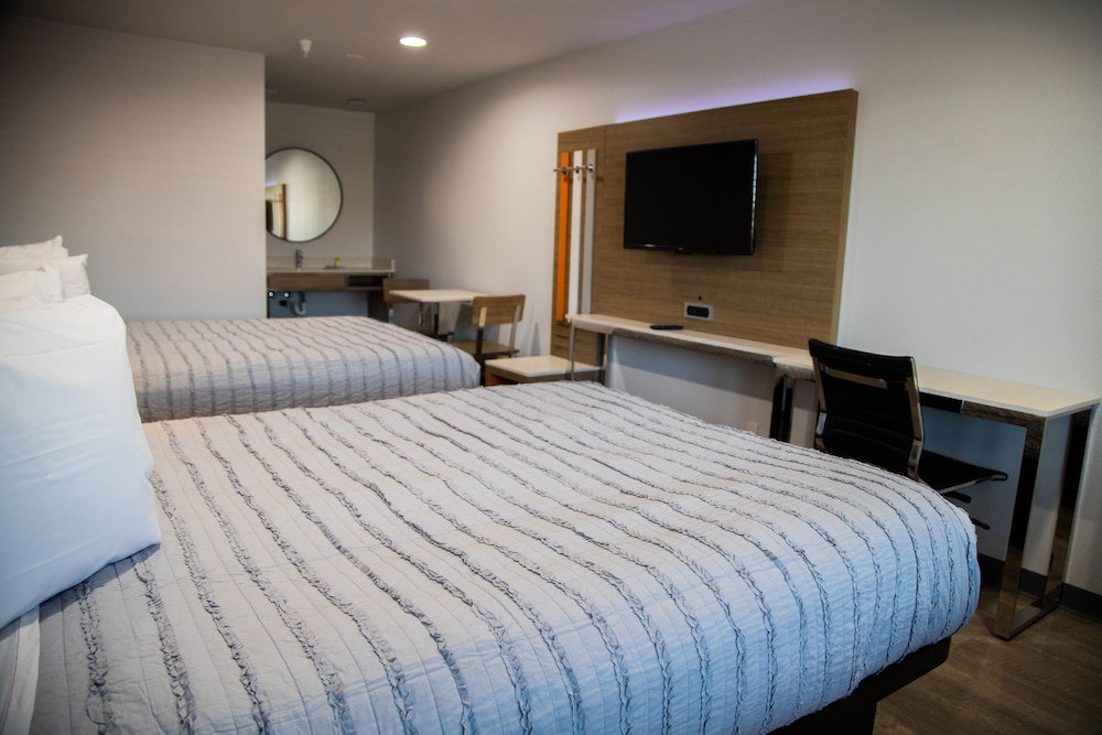 Single Room, 2 Queen Beds - Photo 3