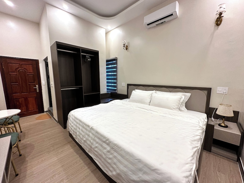 Family Double Room, 1 King Bed, Ensuite photo 1