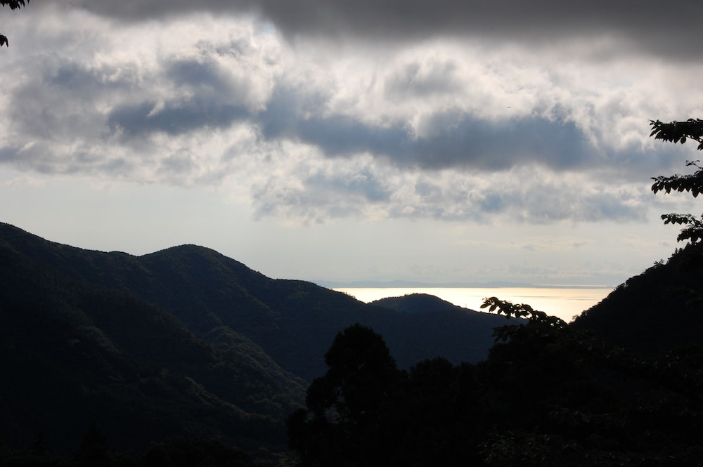 J/W Room,Hakone-MainB-including Kaiseki dinner and Japanese set breakfast(both with fish & seafood) photo 2