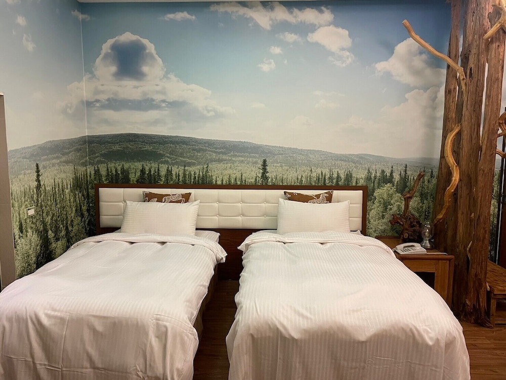 Signature Twin Room, 2 Twin Beds photo 2