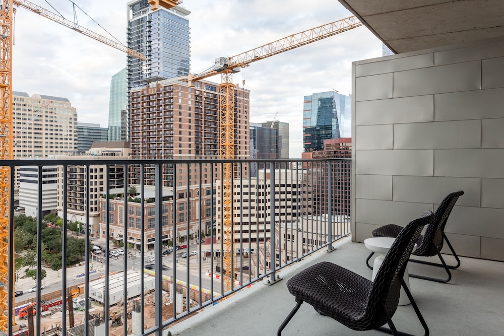 City Apartment, 1 Bedroom, Balcony (Self Check-in with Virtual Front Desk) — the supplier's photographs — photo 4
