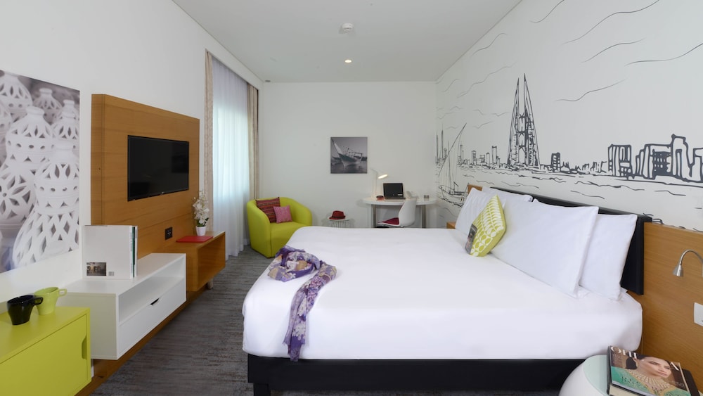 Standard Twin Room, 2 Twin Beds, City View photo 2