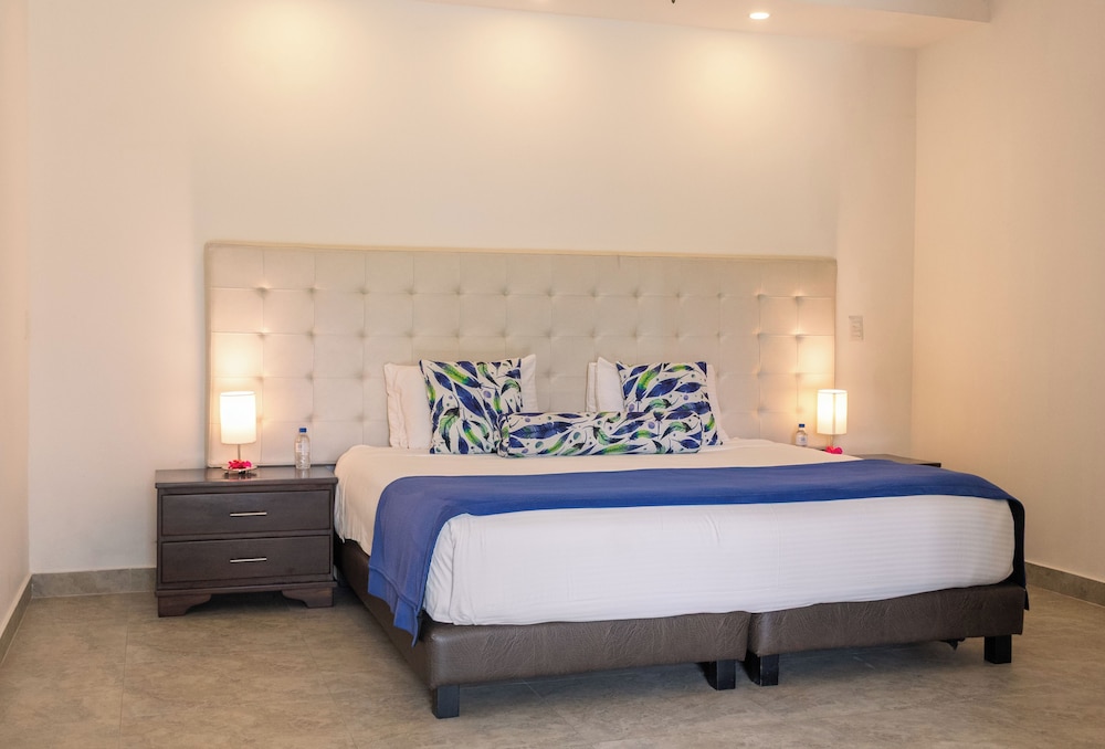 Suite, Garden View