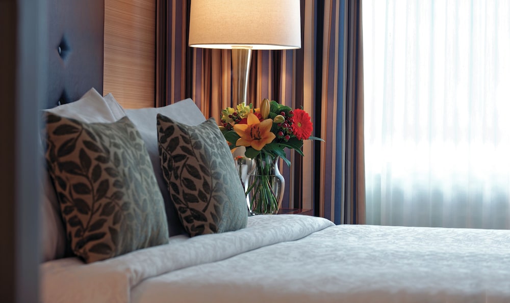 Executive Suite, 1 King Bed with Sofa bed, Executive Level - Photo 12